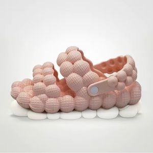 Adult bubble slide slippers light pink